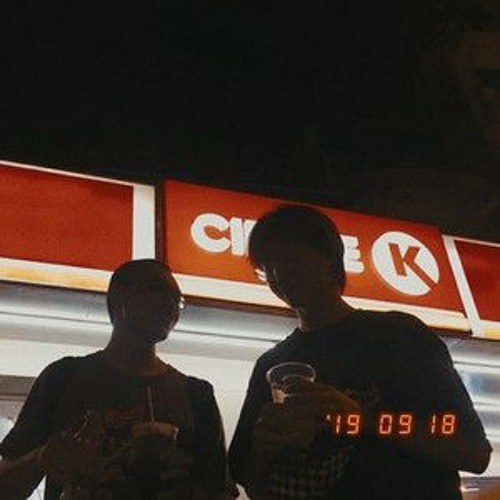 Flexin Trên Circle K
