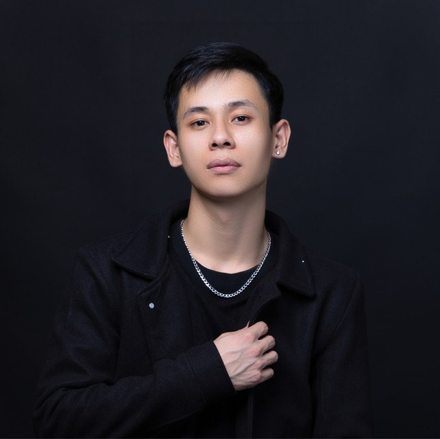Ghét yêu xa