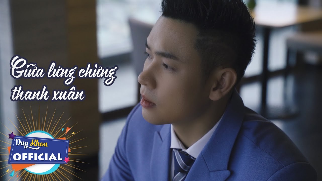 Giữa Lưng Chừng Thanh Xuân