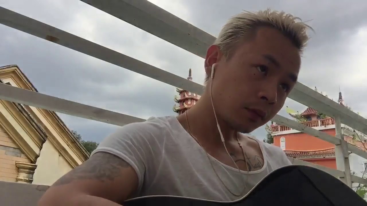 Không muốn đi đâu