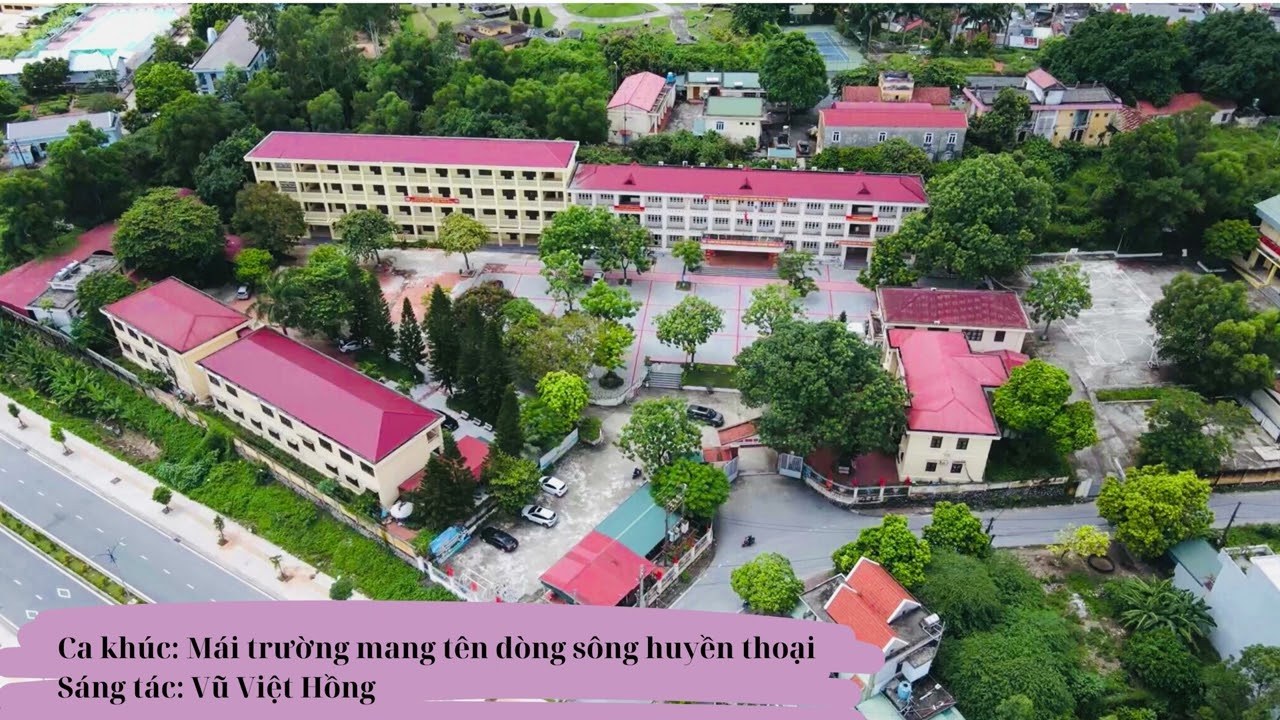 Mái Trường Mang Tên Dòng Sông