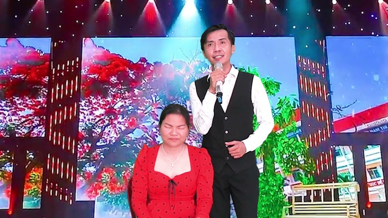 Màu tím bằng lăng