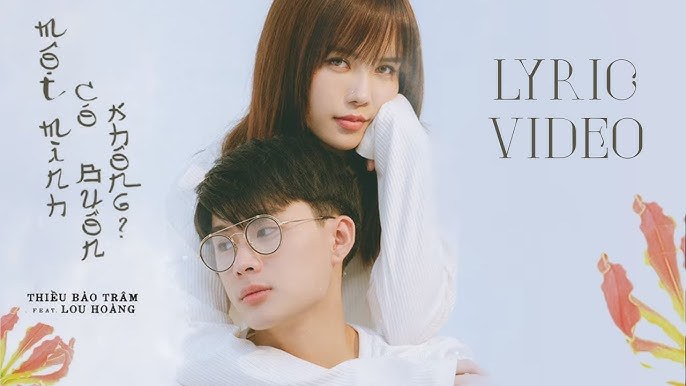 Một mình có buồn không