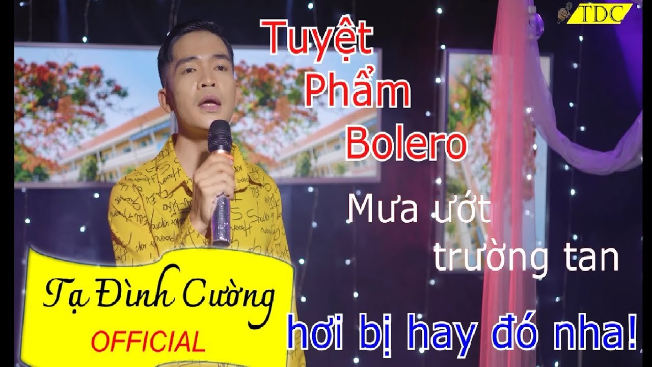 Mưa ướt trường tan