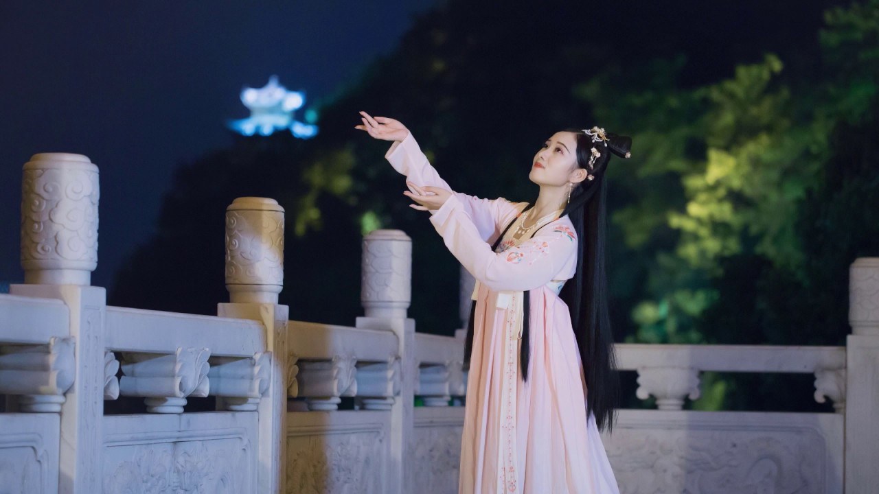 Ngàn Năm Một Giấc Chiêm Bao