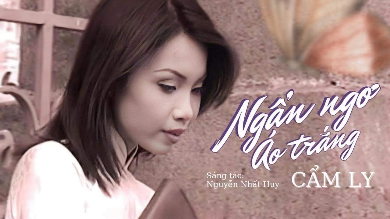 Ngẩn ngơ áo trắng