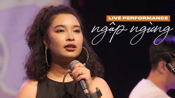 Ngập Ngừng 