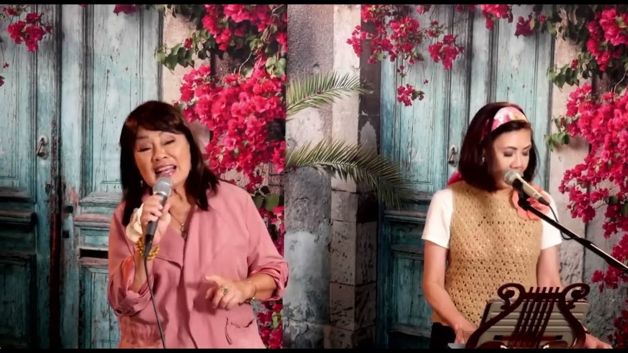 Nhớ lúc yêu nhau (Those were the days)