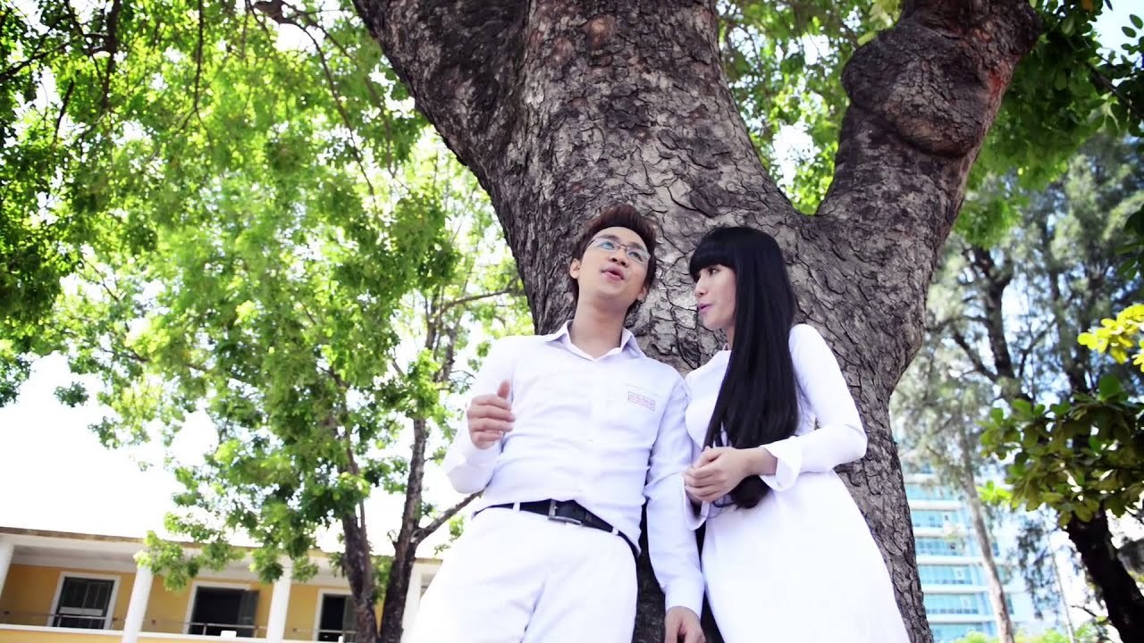 Những Nụ Cười Trở Lại