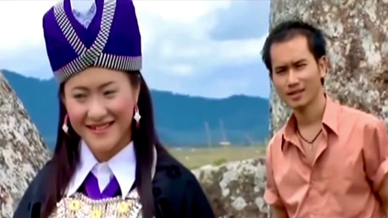 NKAUJ HMOOB XIENGKHOUANG