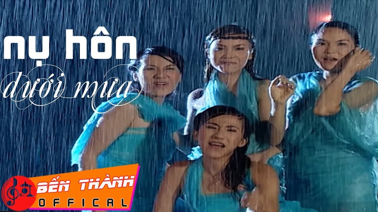 Nụ Hôn Dưới Mưa