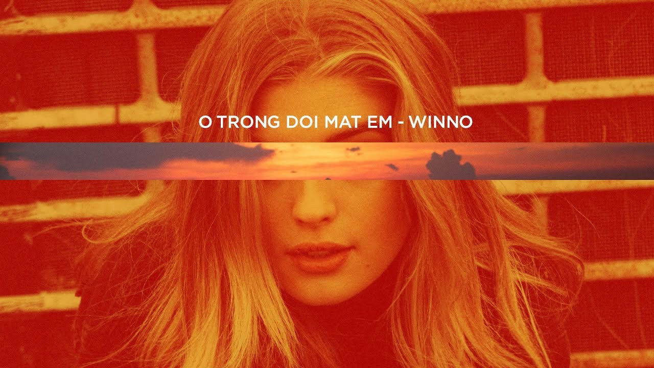 Ở trong đôi mắt em