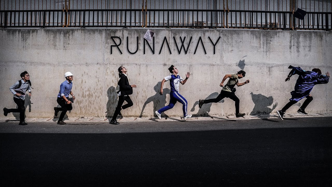 Runaway (Những kẻ trốn chạy)