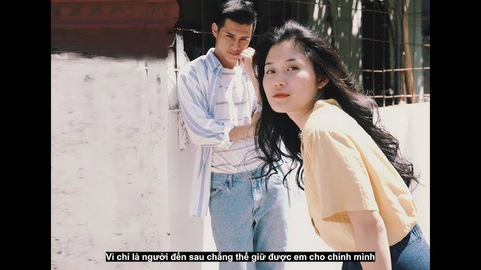 Sau lưng em