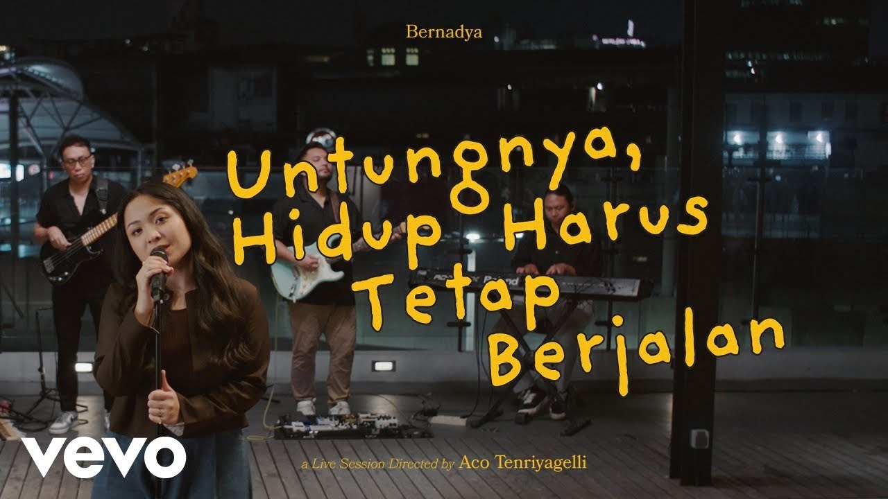 Untungnya, Hidup Harus Tetap Berjalan