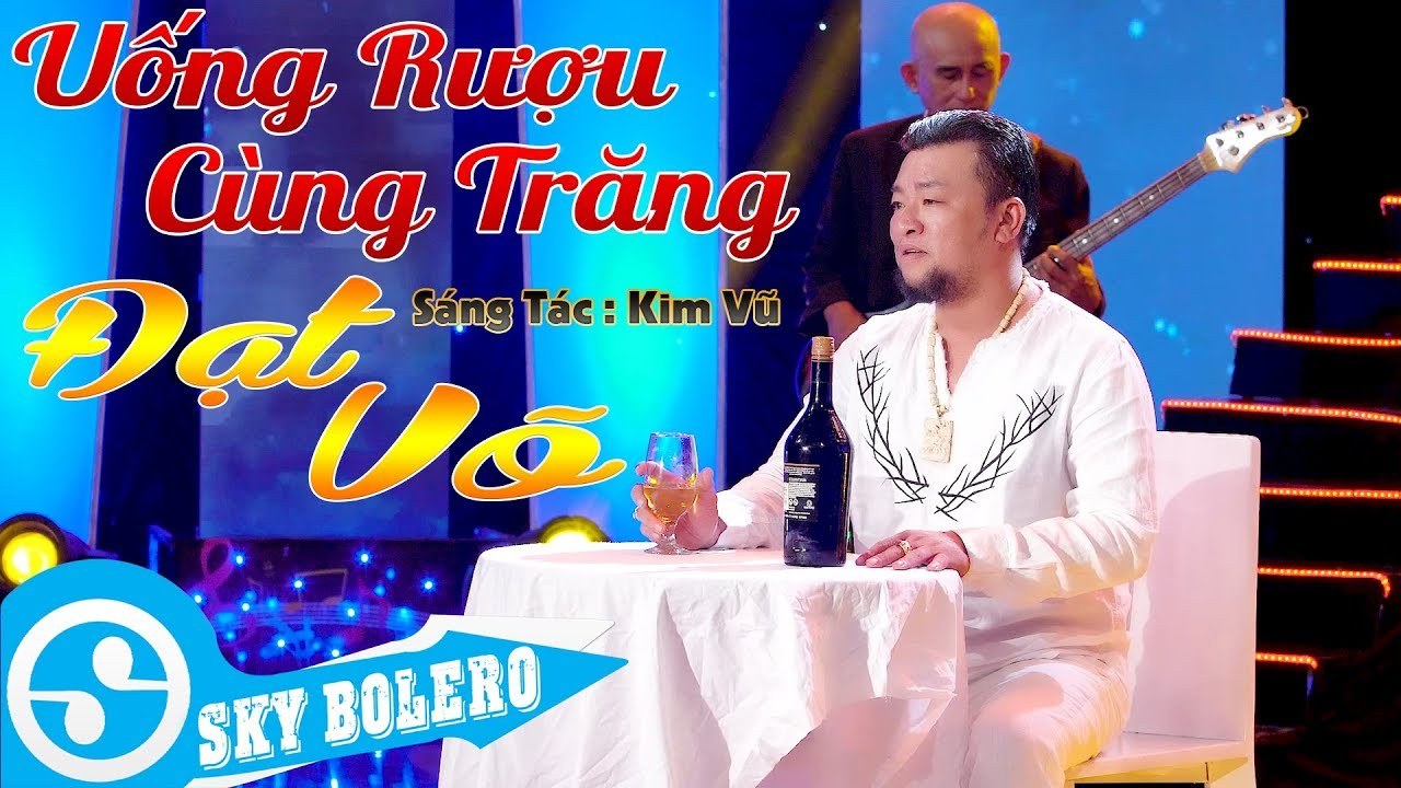 Uống rượu cùng trăng
