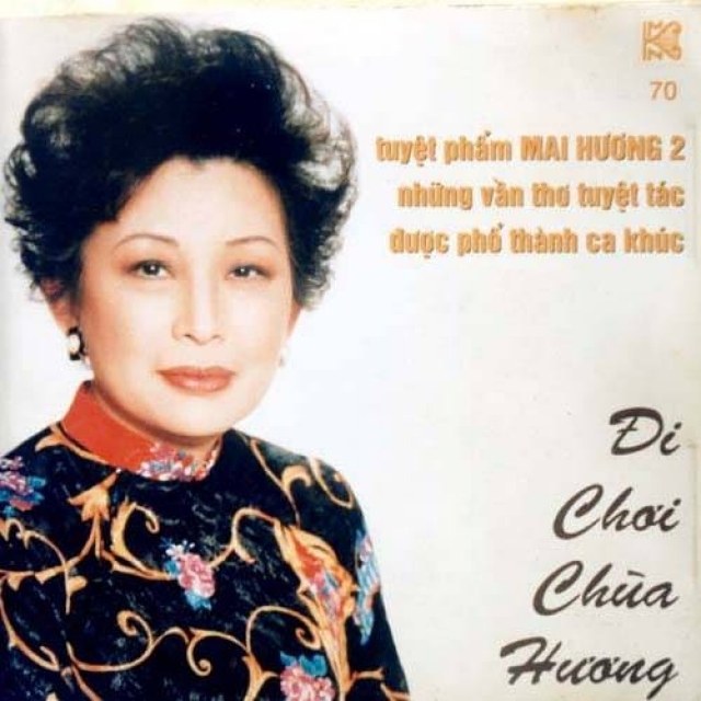 Vầng thơ sầu rụng