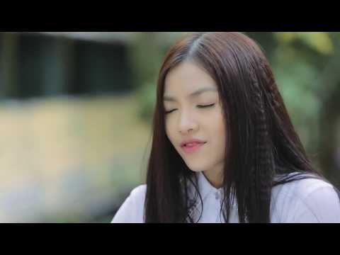 Vạt Áo Trong Mơ