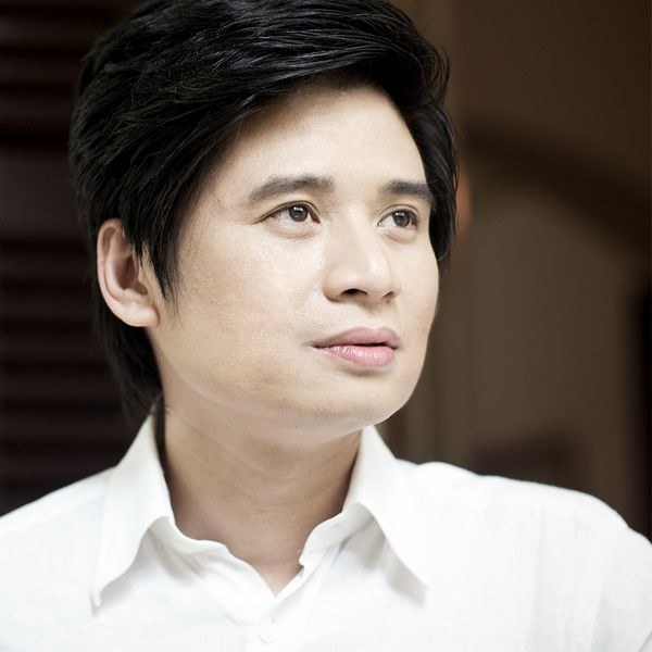 VỀ LẠI MIỀN THƠ ẤU