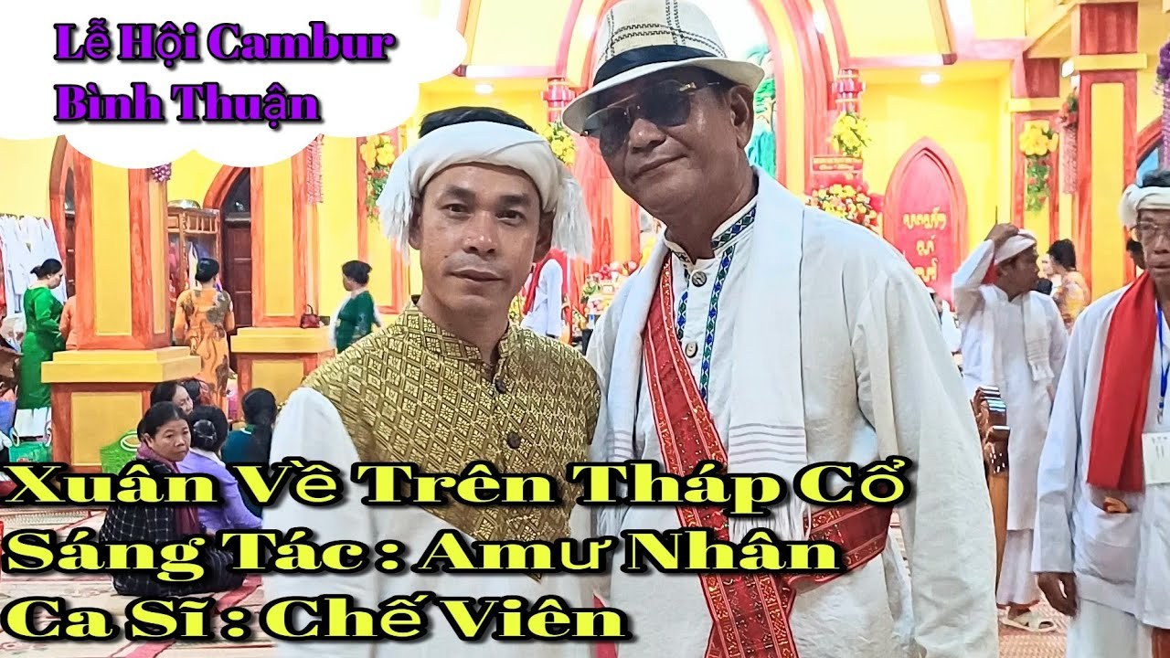 Xuân về trên tháp cổ
